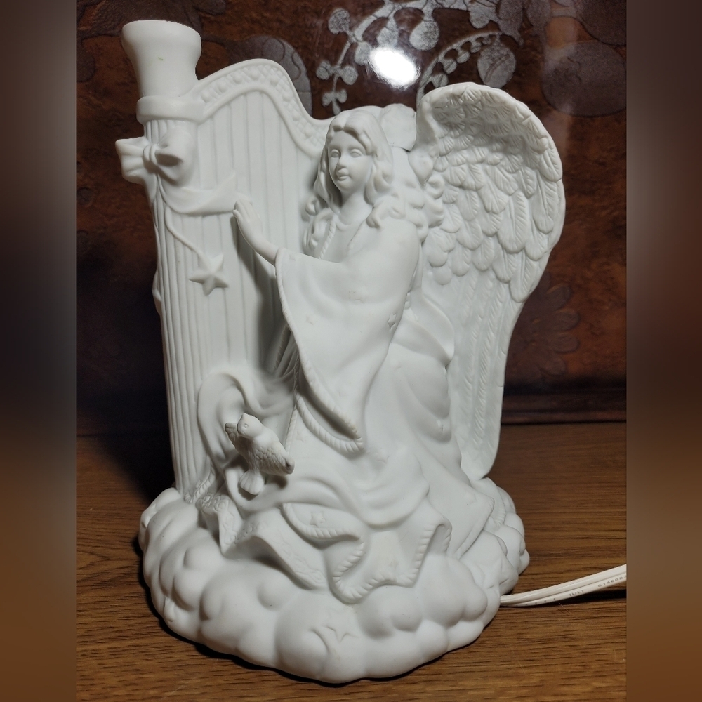White Porcelain Angel Nightlight, Accent Lamp ~ W/ Harp, Bird EUC - Picture 2 of 6